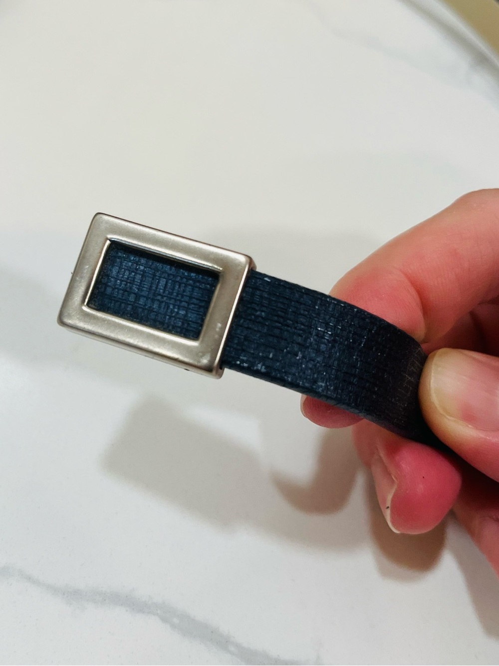 Silver Buckle Women’s Skinny Belt with Navy Blue Micro Plaid Print Linen Look